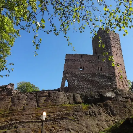 Et Table D'hotes Du Chant Des Sources Oda ve Kahvaltı *